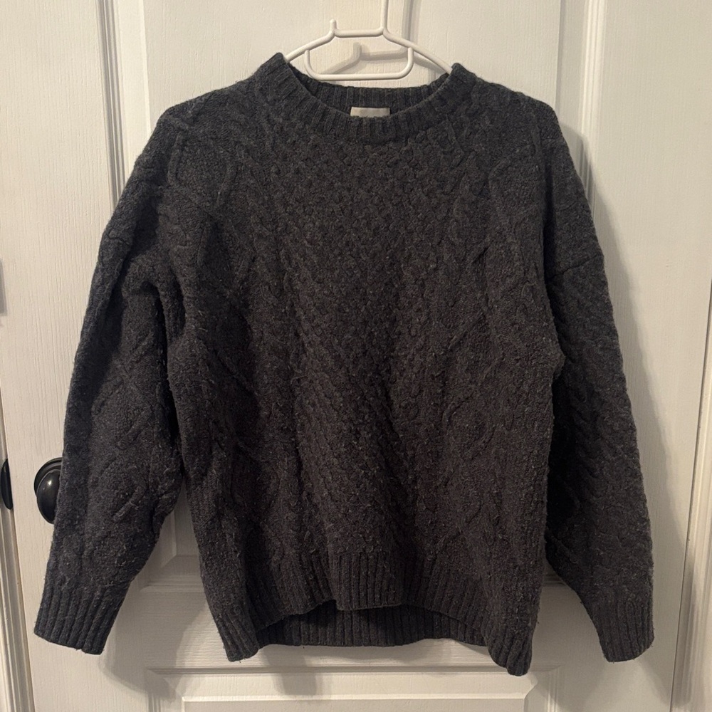 Aritzia Sunday Best Peggy Sweater